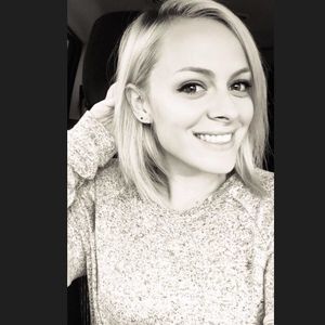 Meet your Posher, Kelly